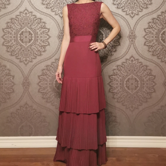Ted Baker London evening gown - Picture 3 of 8